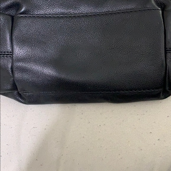 KATE SPADE BLACK LEATHER HANDBAG/CROSSBODY - Picture 9 of 9